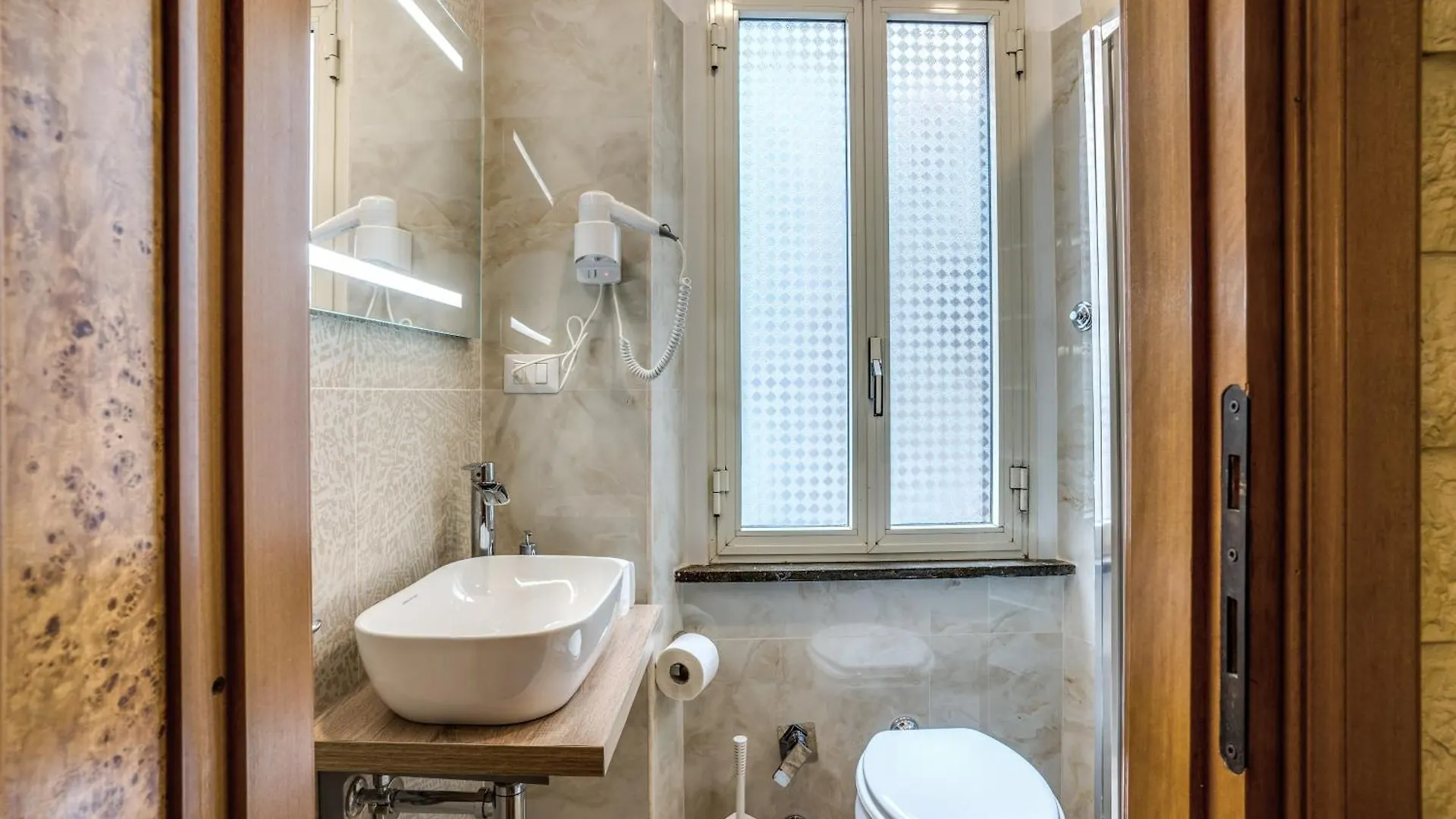 Fontana Di Trevi Charming Apartment Roma