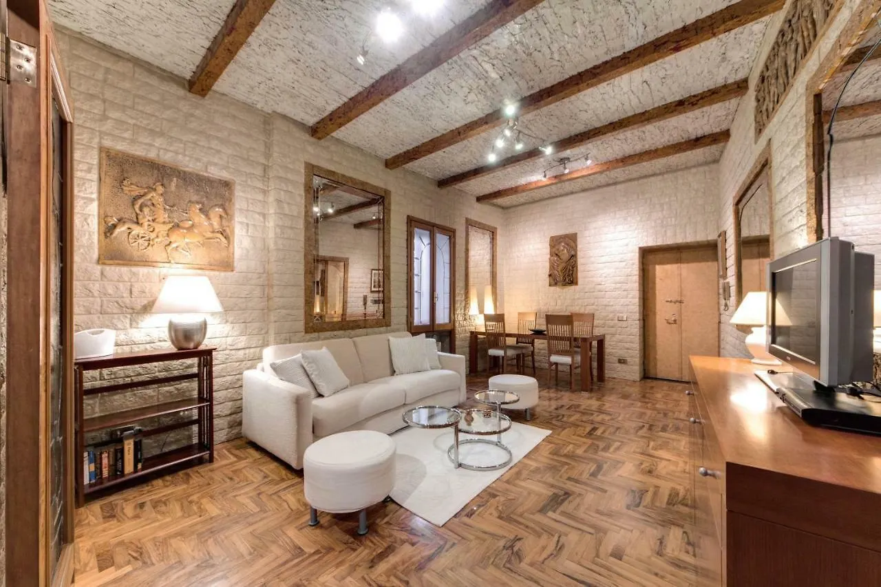 Fontana Di Trevi Charming Apartment Roma Itália