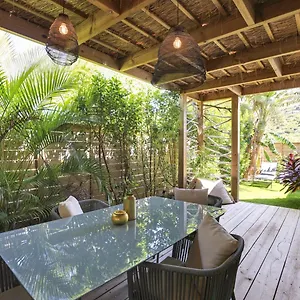 https://belle-anse-suites-at.comcaribbean.com