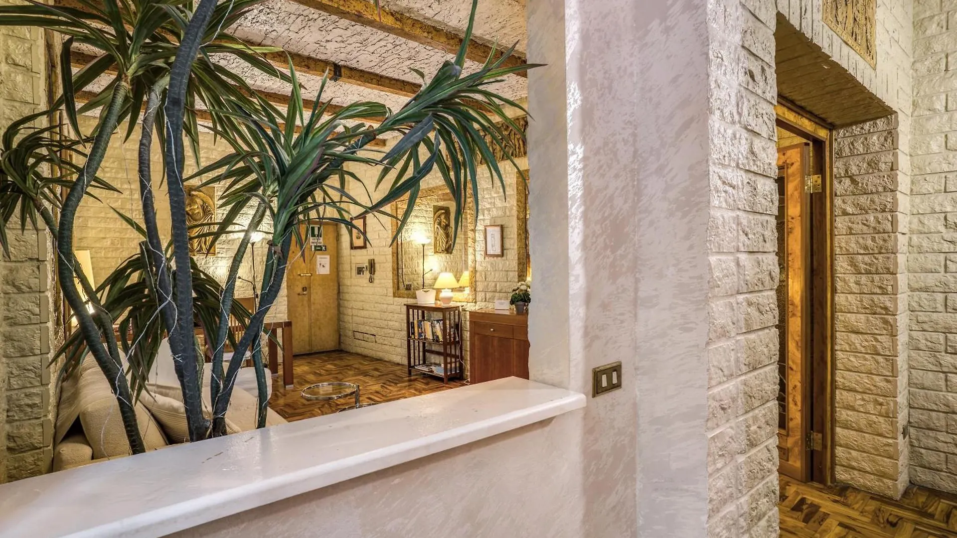 Fontana Di Trevi Charming Apartment Rome